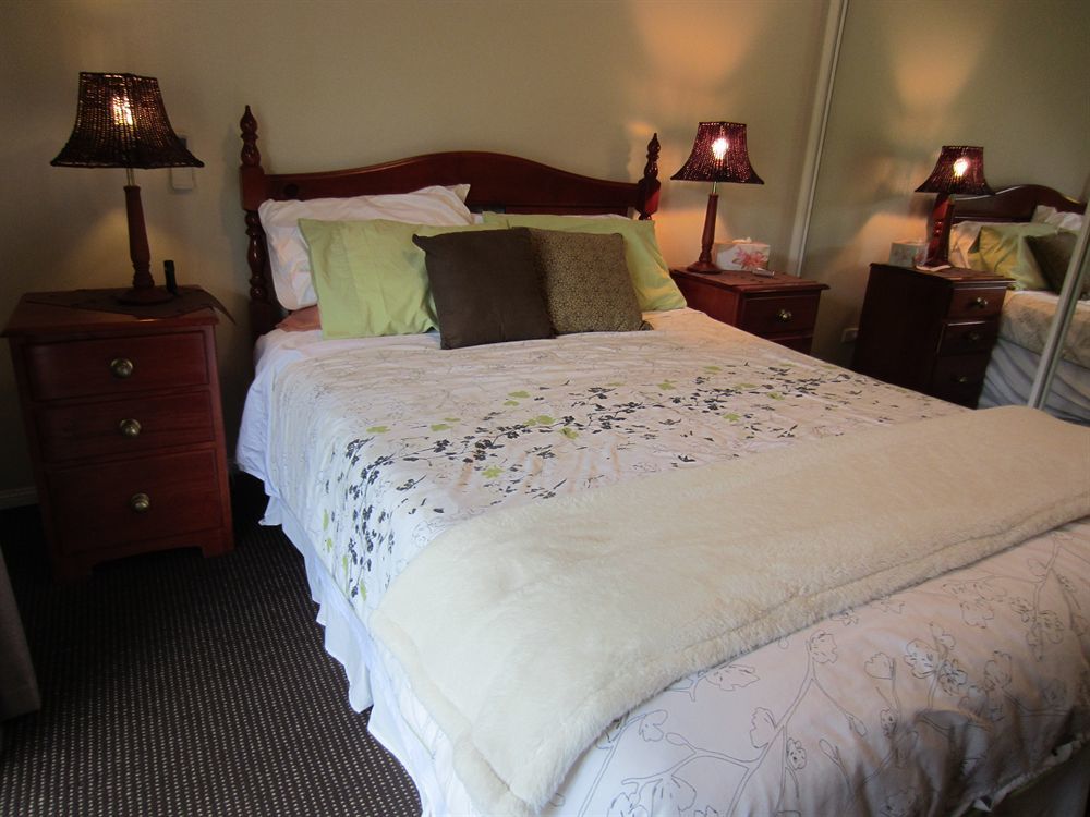 Eden Lodge Nambour Bagian luar foto