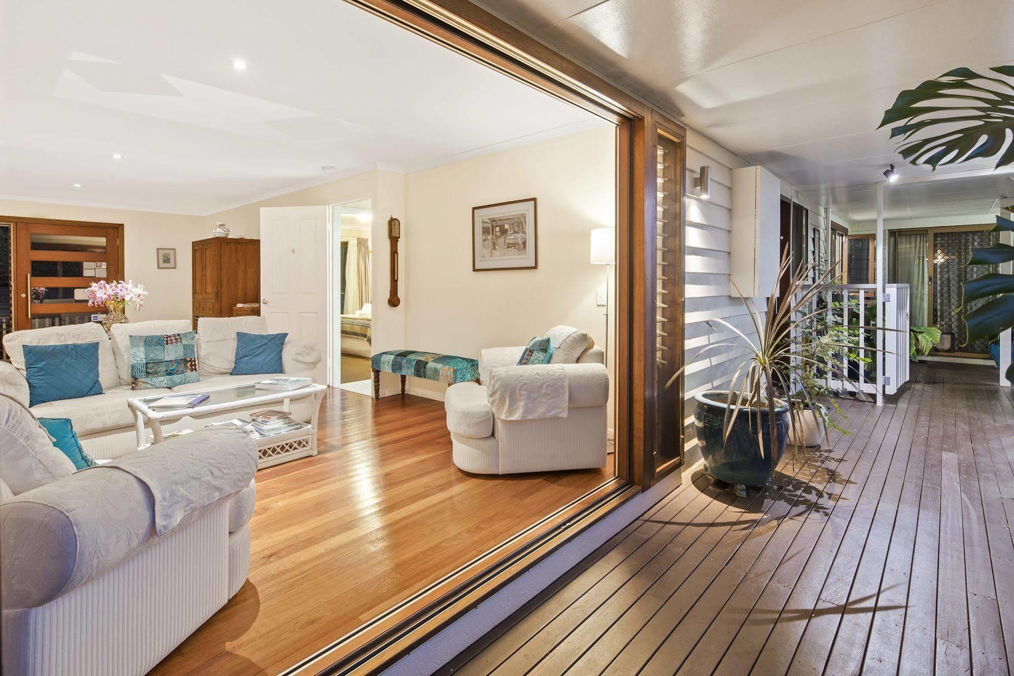 Eden Lodge Nambour Bagian luar foto