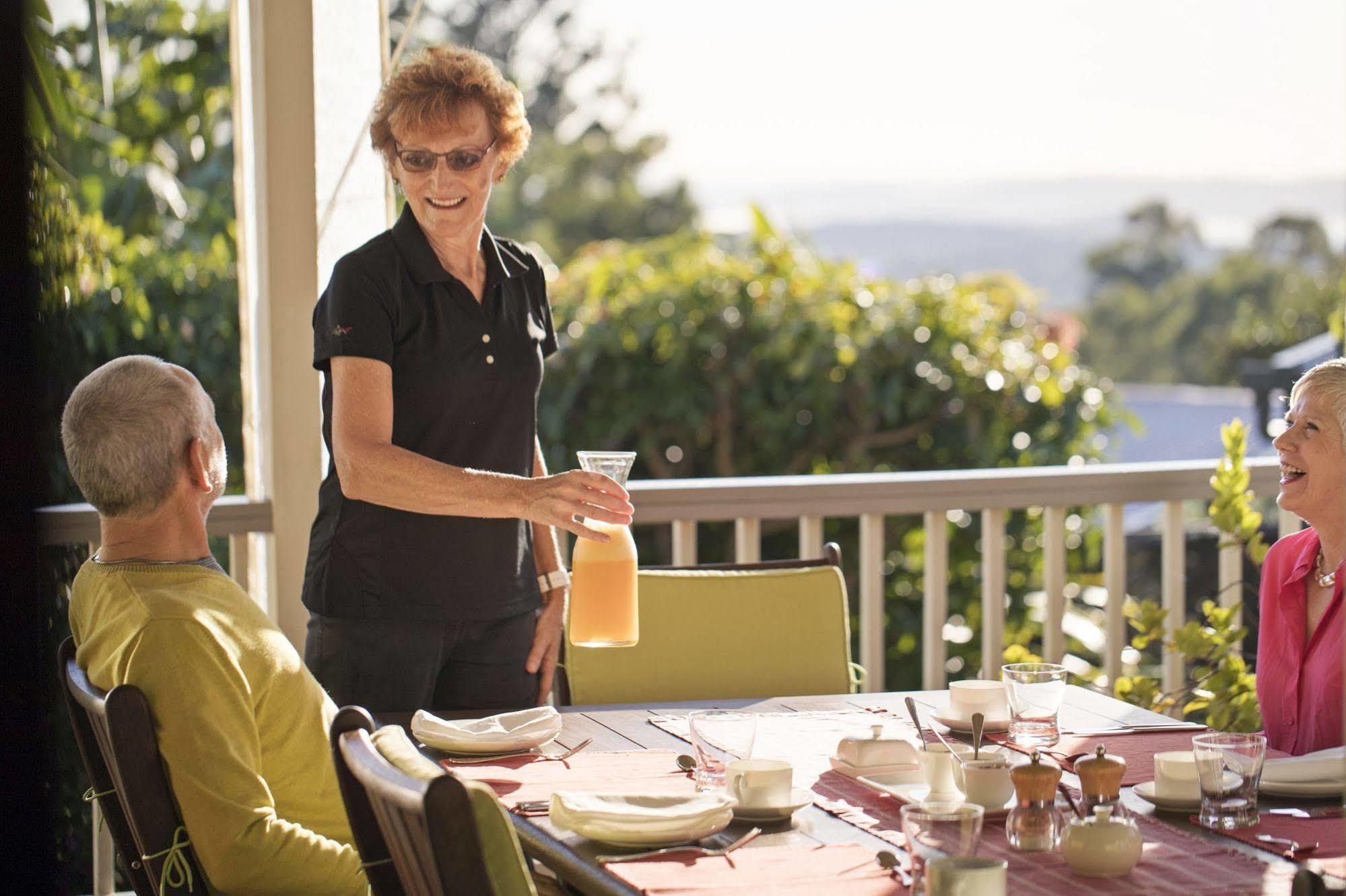 Eden Lodge Nambour Bagian luar foto